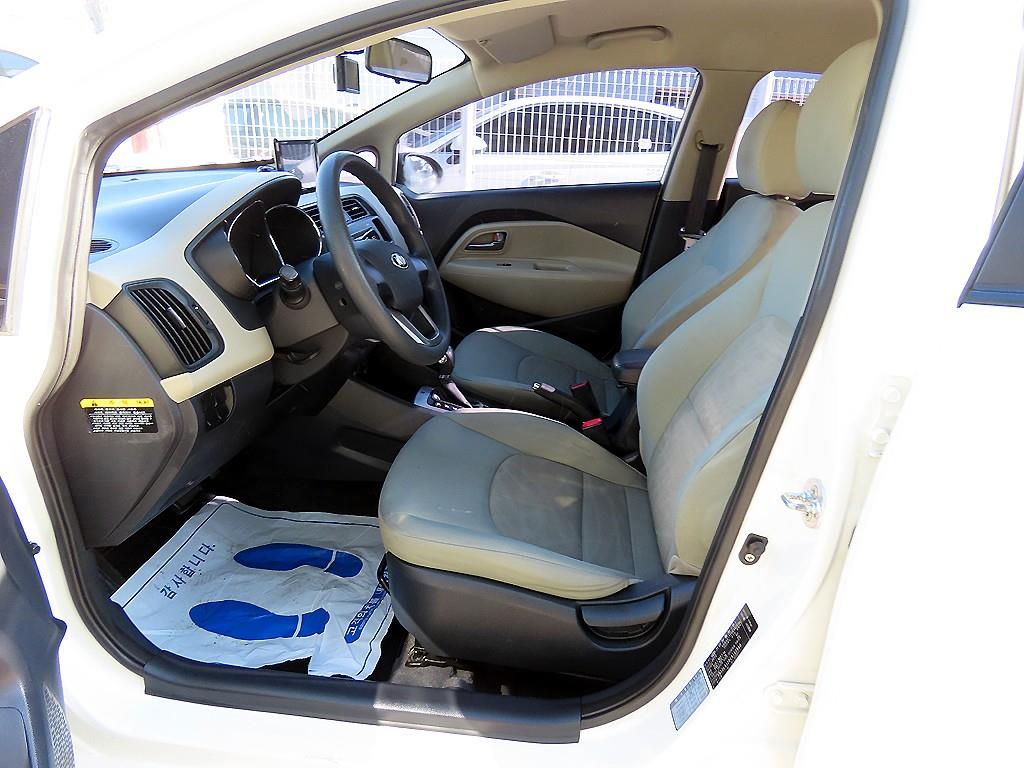 기아 올 뉴프라이드 4도어 1.4 MPI 스마트 - 이미지 14