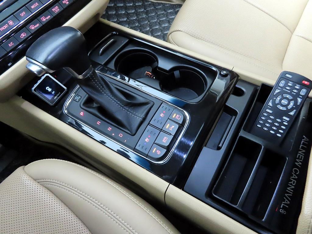 기아 올 뉴카니발 7인승 리무진 가솔린 프레지던트 - 이미지 4