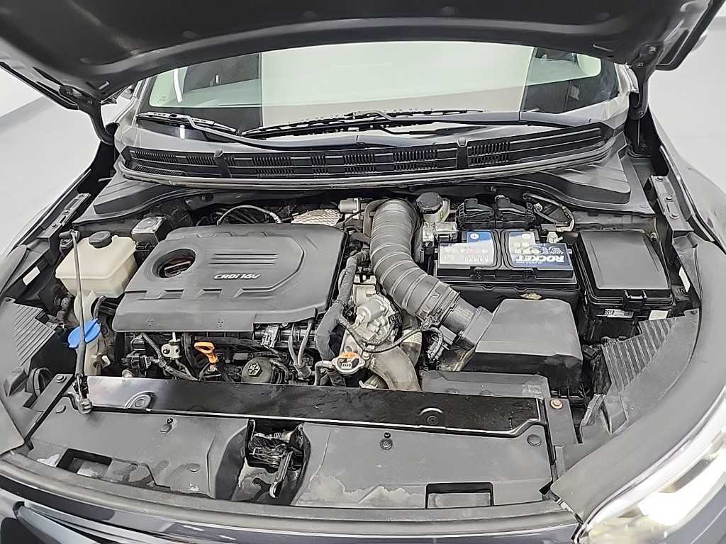 기아 스토닉 U2 1.6 디젤 프레스티지 - 이미지 14