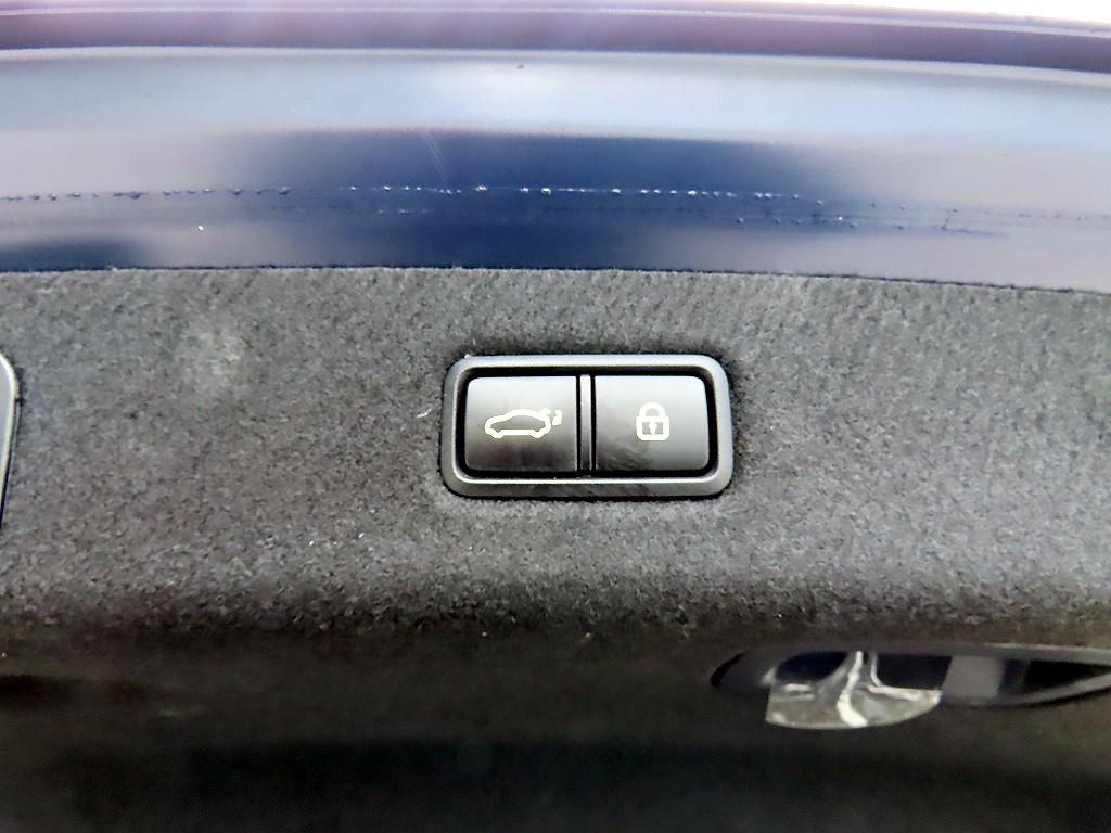 제네시스 EQ900 3.8 GDi AWD 프리미엄 럭셔리 - 이미지 2