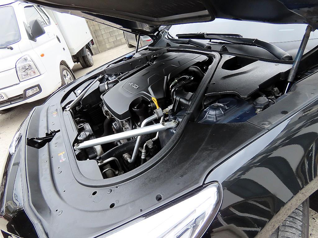 제네시스 EQ900 3.8 GDi AWD 프리미엄 럭셔리 - 이미지 6