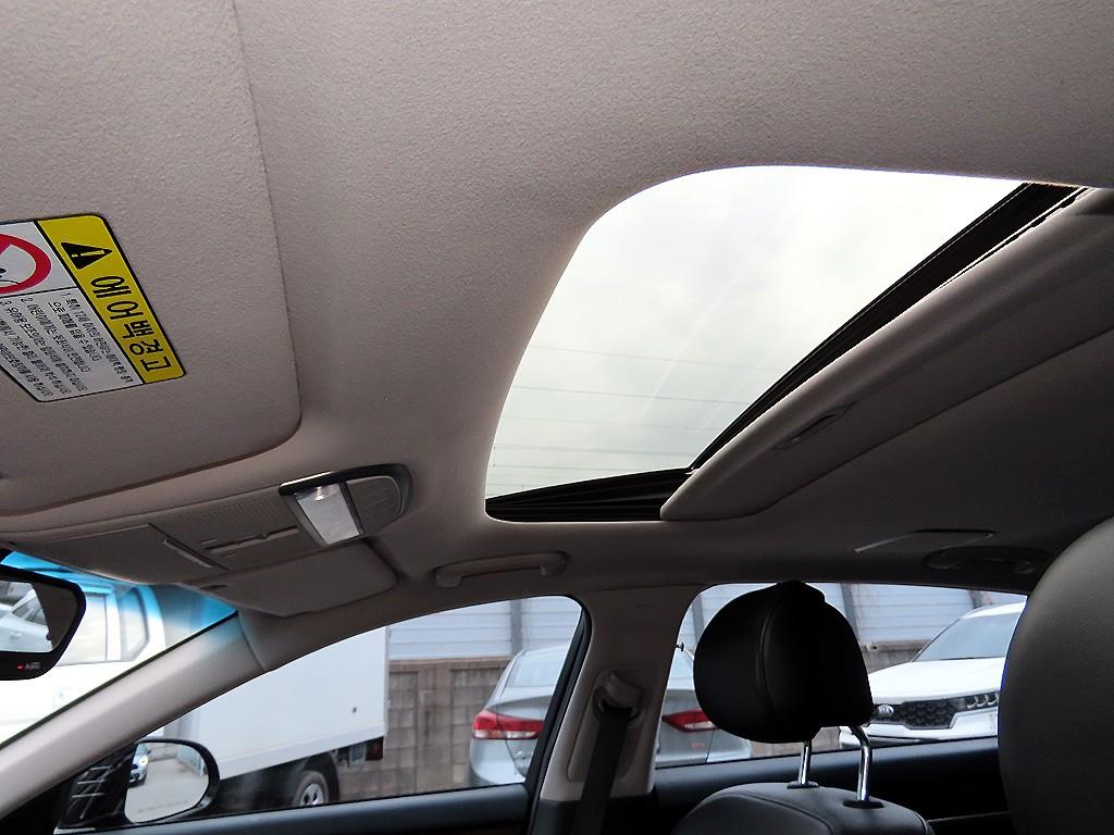 제네시스 EQ900 3.8 GDi AWD 프리미엄 럭셔리 - 이미지 15