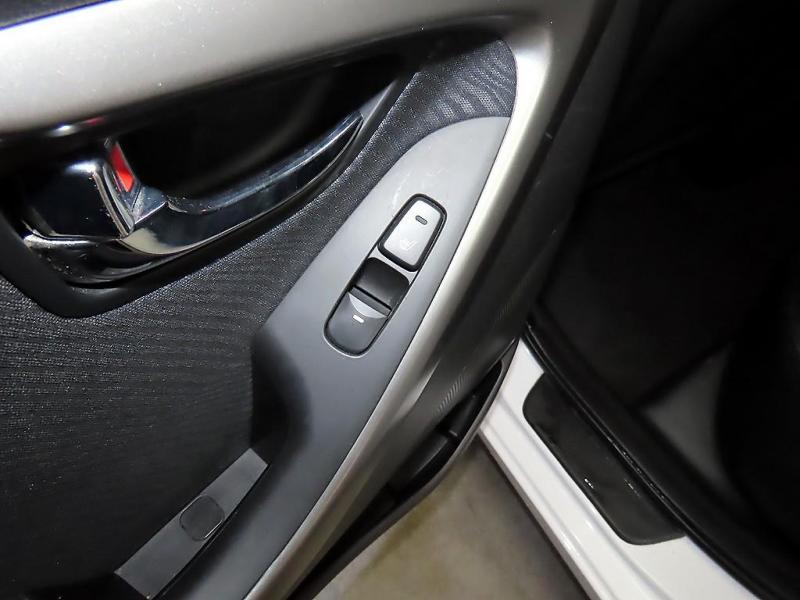 현대 아반떼MD M16 GDi 프리미어 - 이미지 4