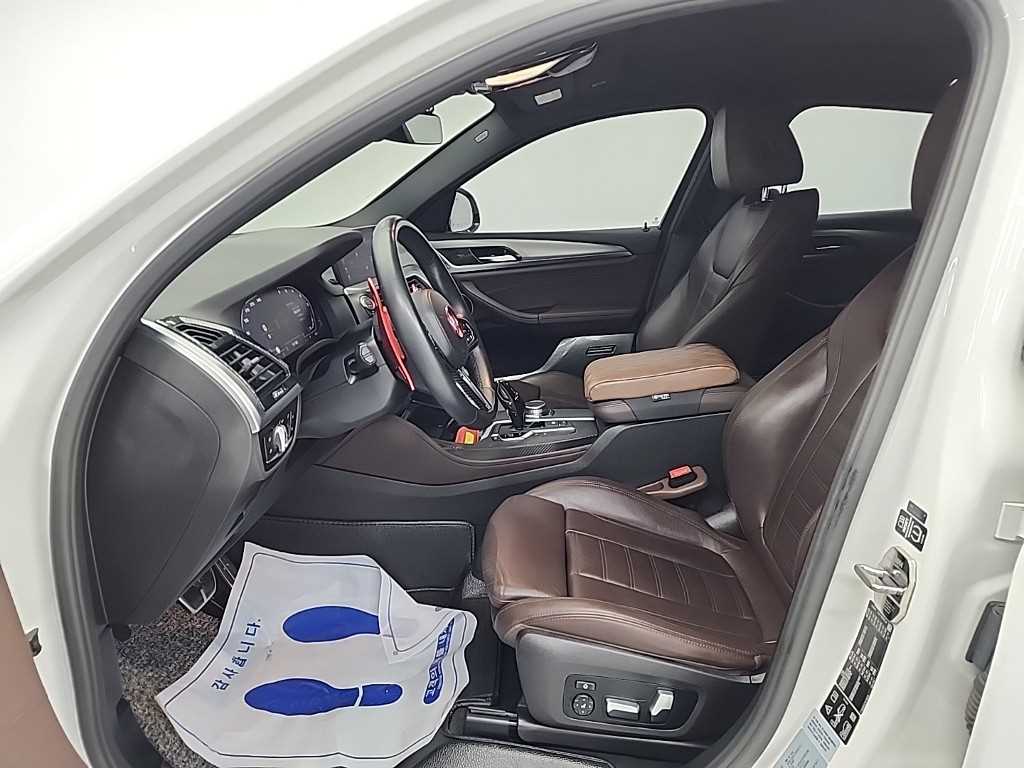 BMW X4(2세대) 20d xDrive M스포츠 - 이미지 4