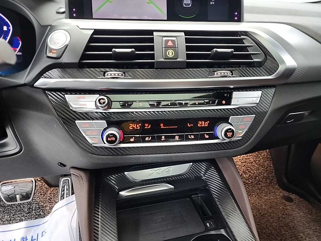 BMW X4(2세대) 20d xDrive M스포츠 - 이미지 19