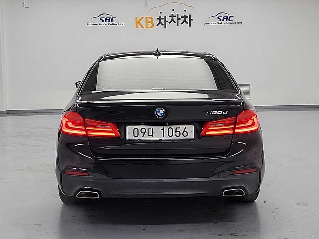 BMW 5시리즈(7세대) 520d M스포츠팩 플러스 - 이미지 6
