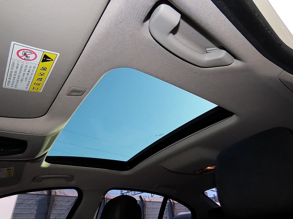 BMW 5시리즈(6세대) 528i - 이미지 9