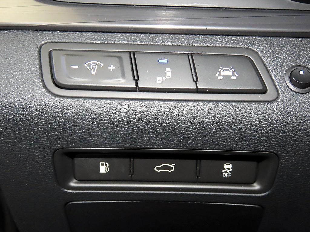 현대 LF쏘나타 뉴라이즈 하이브리드 2.0 HEV 모던