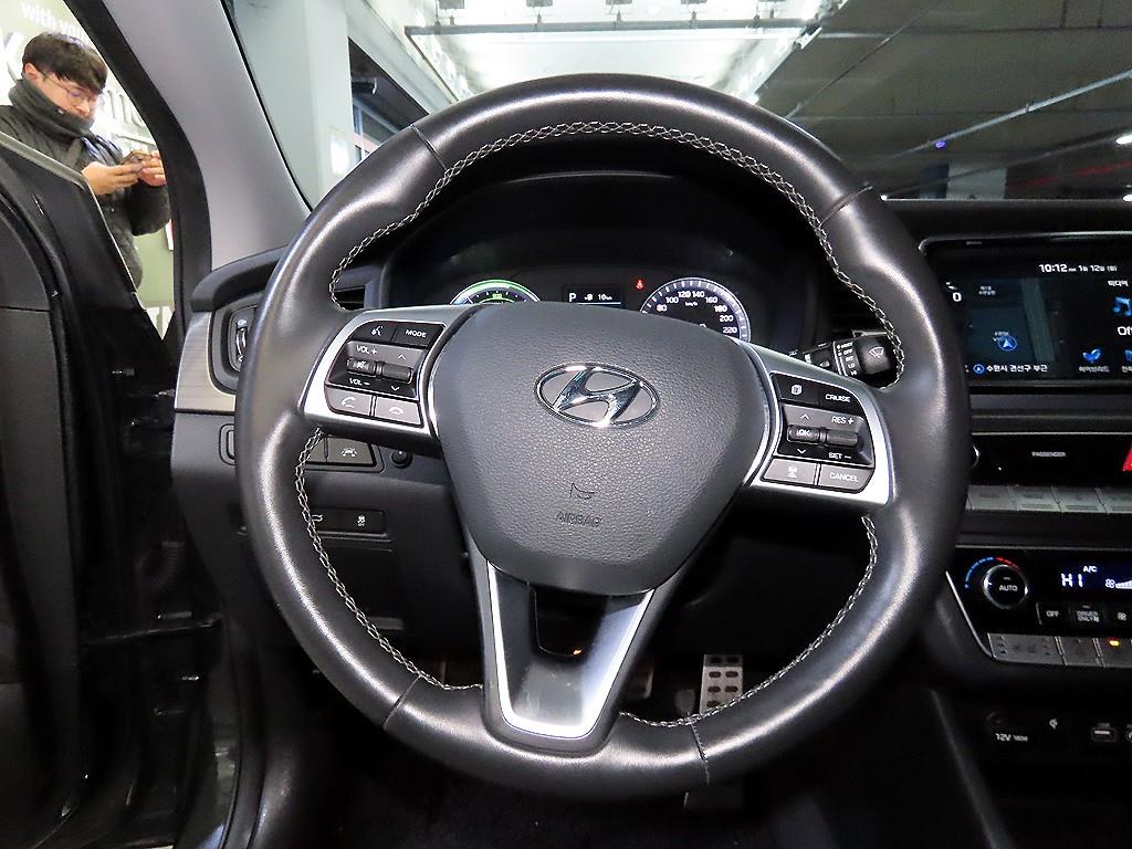 현대 LF쏘나타 뉴라이즈 하이브리드 2.0 HEV 모던 - 이미지 4