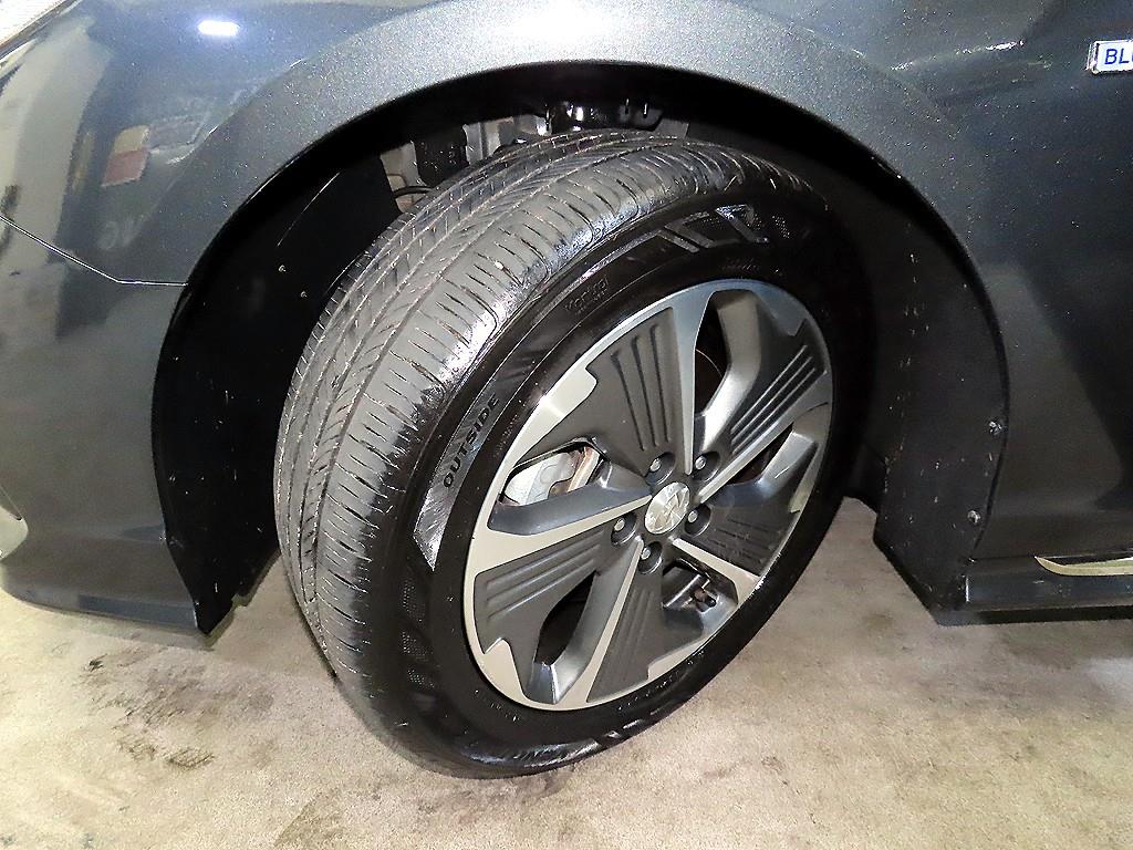 현대 LF쏘나타 뉴라이즈 하이브리드 2.0 HEV 모던 - 이미지 15