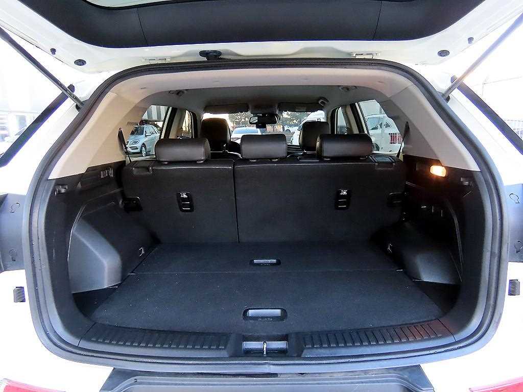 KG모빌리티(쌍용) 올 뉴코란도 1.5 가솔린 2WD C5 플러스 - 이미지 13