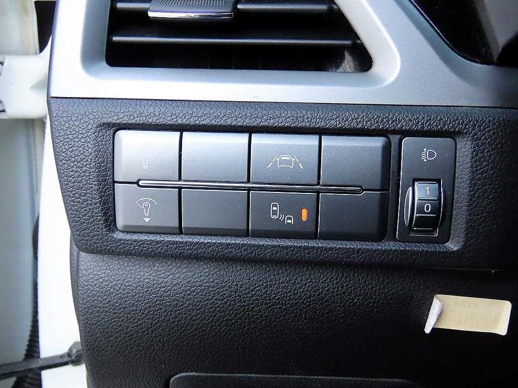 KG모빌리티(쌍용) 올 뉴코란도 1.5 가솔린 2WD C5 플러스 - 이미지 16