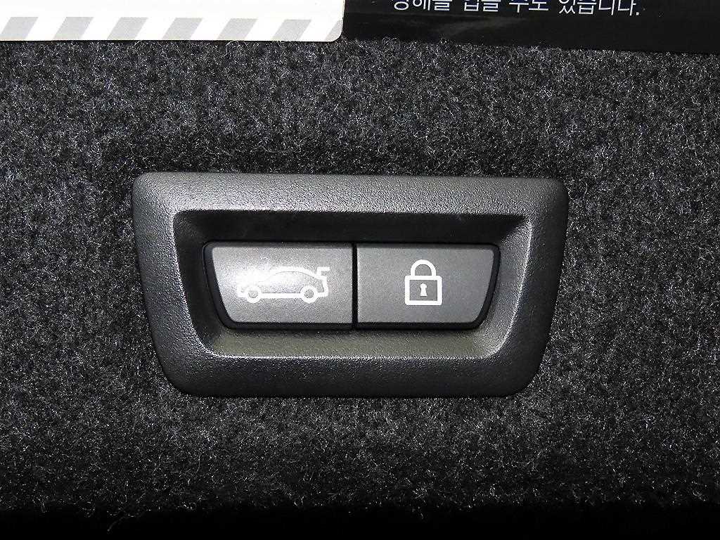 BMW 5시리즈(7세대) 530i M스포츠팩 플러스 - 이미지 7