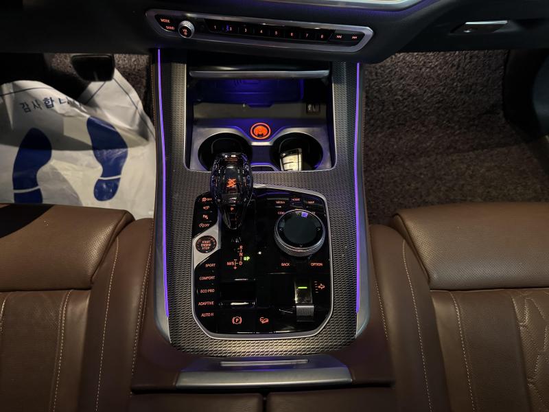 BMW X5(4세대) 40i xDrive M 스포츠팩 - 이미지 7