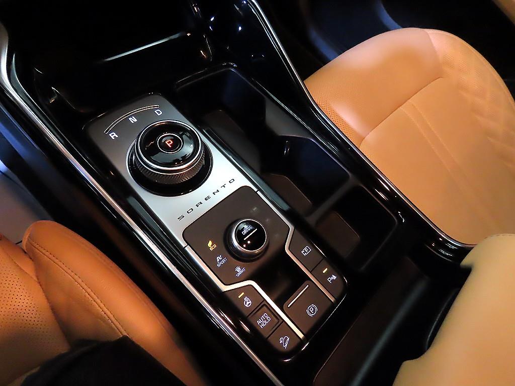 기아 신형쏘렌토 하이브리드(MQ4) 1.6 HEV 4WD 그래비티