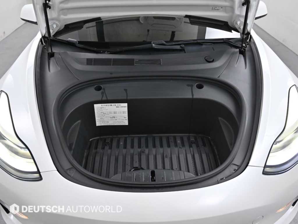 테슬라 모델 3 AWD 롱 레인지 - 이미지 15