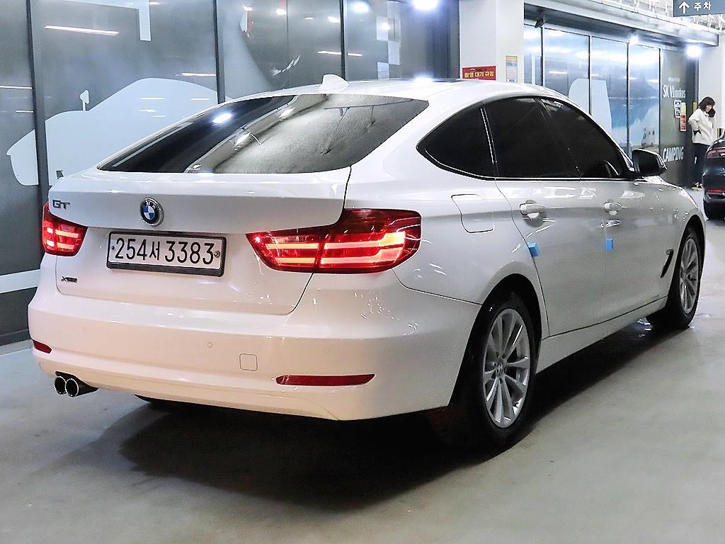 BMW 그란투리스모(GT) 3시리즈 GT 320d xDrive - 이미지 5