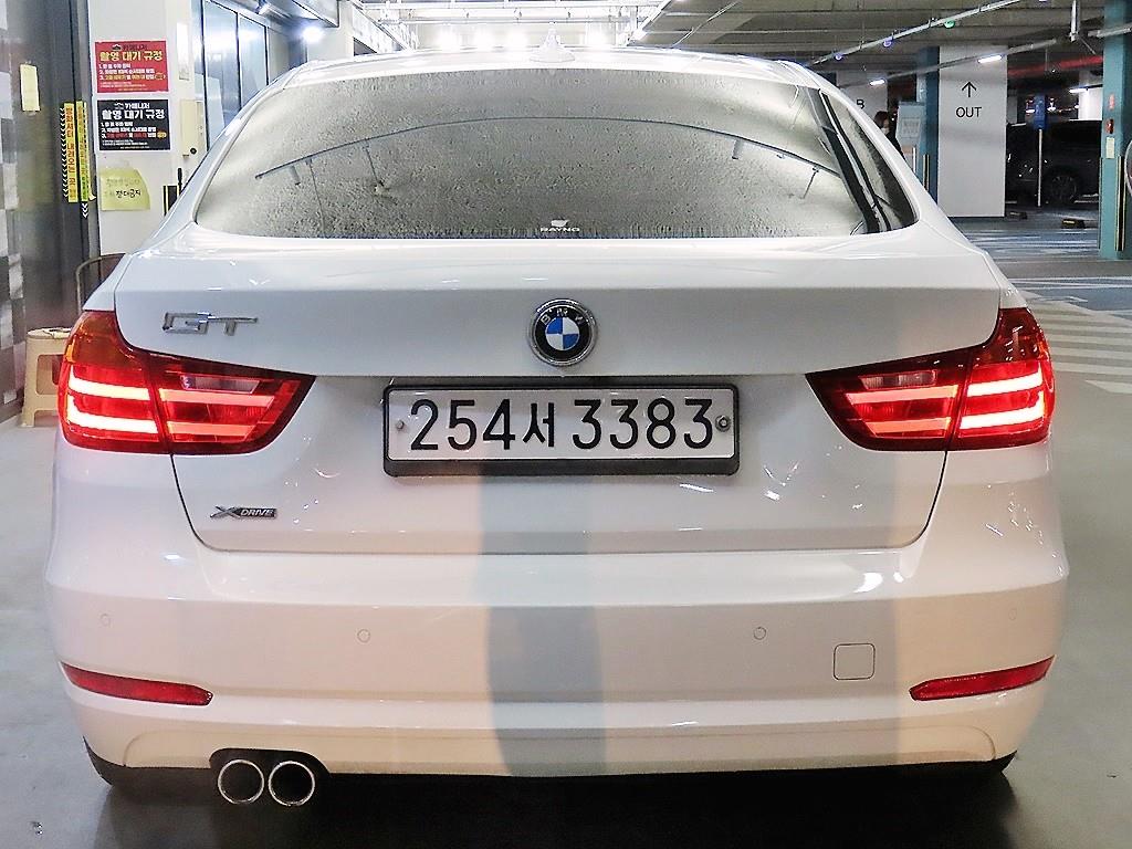 BMW 그란투리스모(GT) 3시리즈 GT 320d xDrive - 이미지 14
