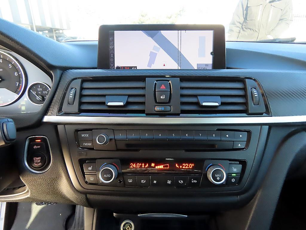 BMW 3시리즈(6세대) 328i - 이미지 10