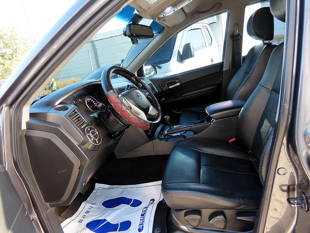 KG모빌리티(쌍용) 코란도 스포츠 CX7 4WD 익스트림 - 이미지 4