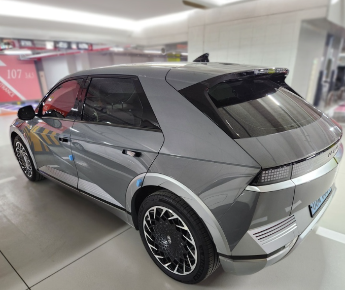 현대 아이오닉 5 EV 2WD 롱레인지 프레스티지 - 이미지 2