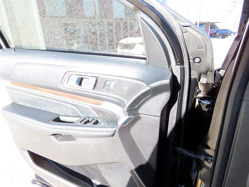 포드 익스플로러(5세대) 2.3 AWD 리미티드 - 이미지 10