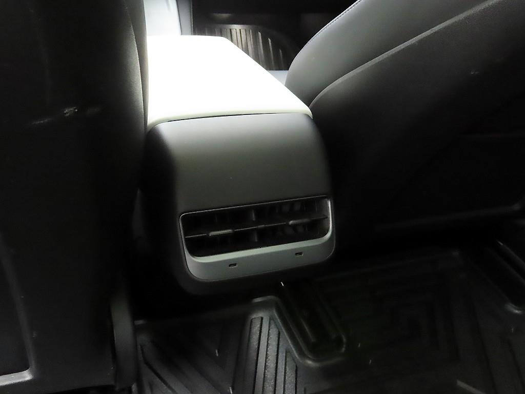 테슬라 모델 3 AWD 롱 레인지 - 이미지 3