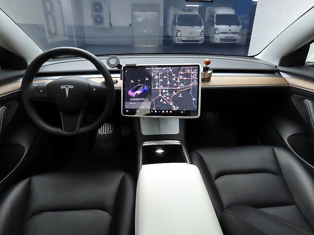 테슬라 모델 3 AWD 롱 레인지 - 이미지 8