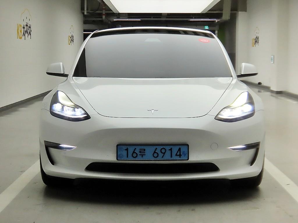 테슬라 모델 3 AWD 롱 레인지 - 이미지 13