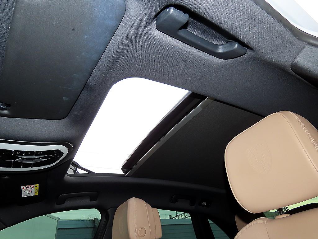 포르쉐 마칸 2.9 S - 이미지 8