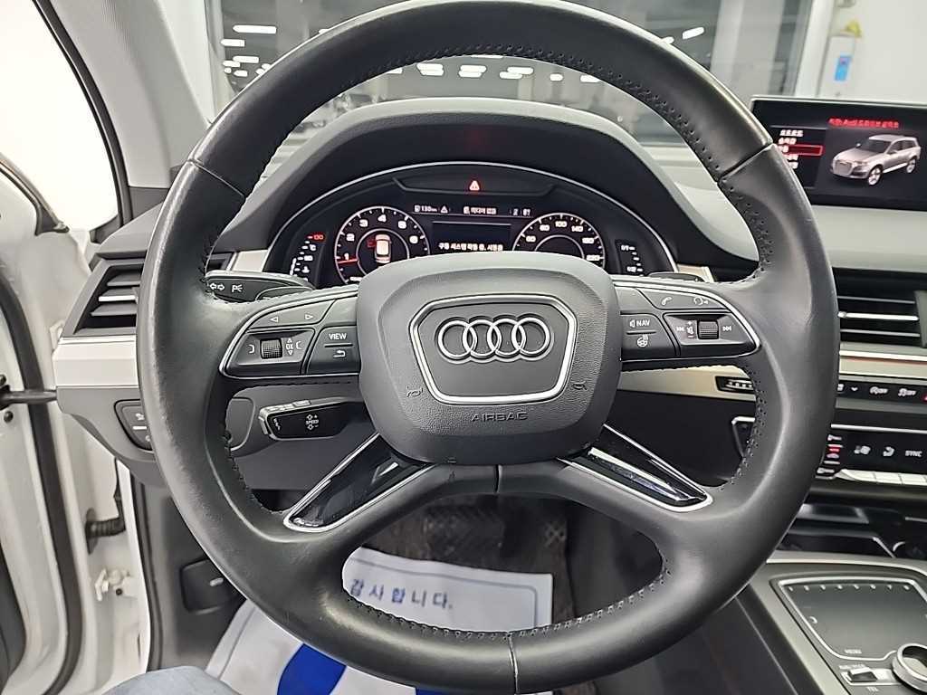 아우디 Q7(2세대) 45 TFSI 콰트로 - 이미지 10