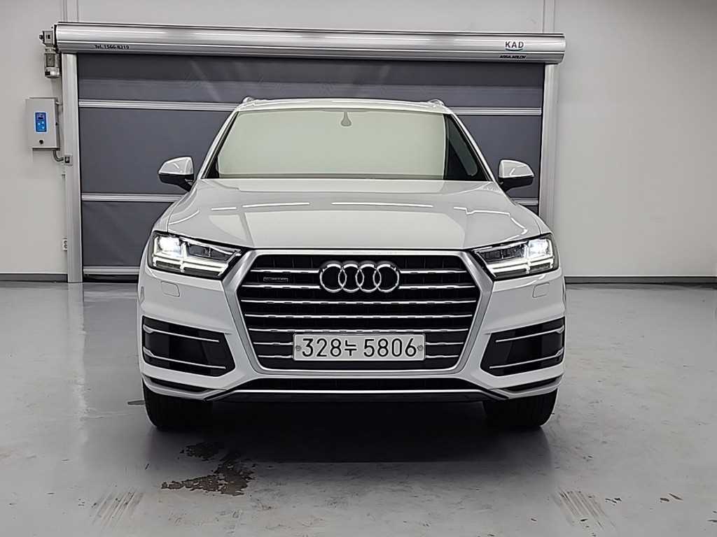 아우디 Q7(2세대) 45 TFSI 콰트로 - 이미지 19