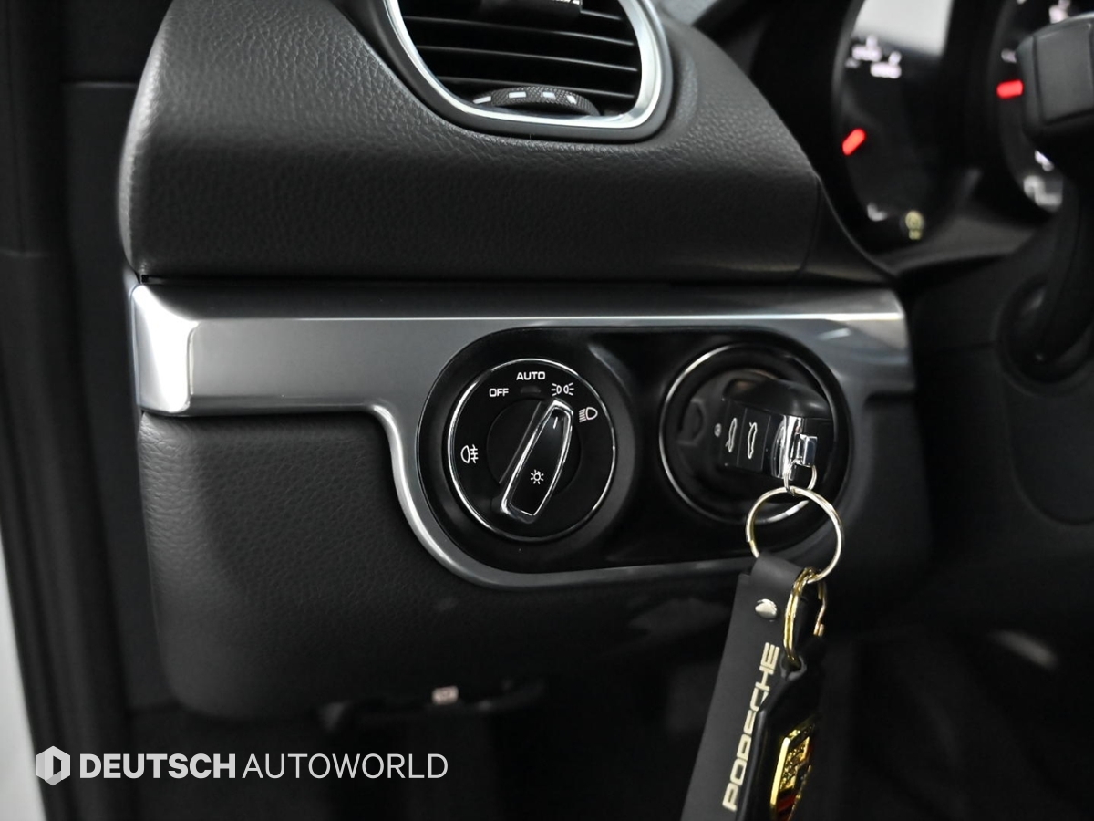 포르쉐 카이맨(718) 2.0 - 이미지 9