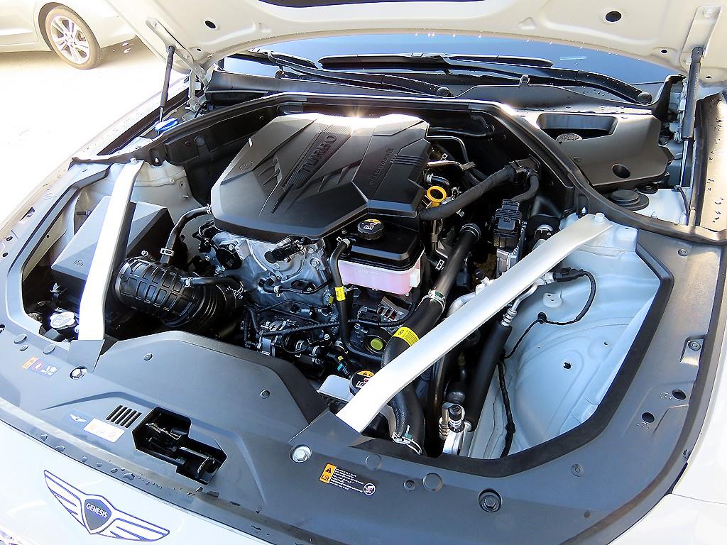 제네시스 더 뉴G70 가솔린 2.5T 2WD 기본형 - 이미지 8