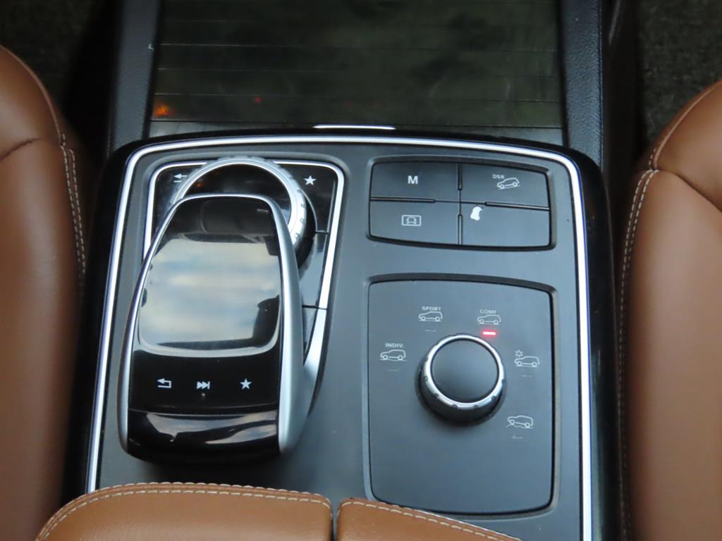 벤츠 GLE클래스(3세대) GLE 250d 4매틱 - 이미지 4