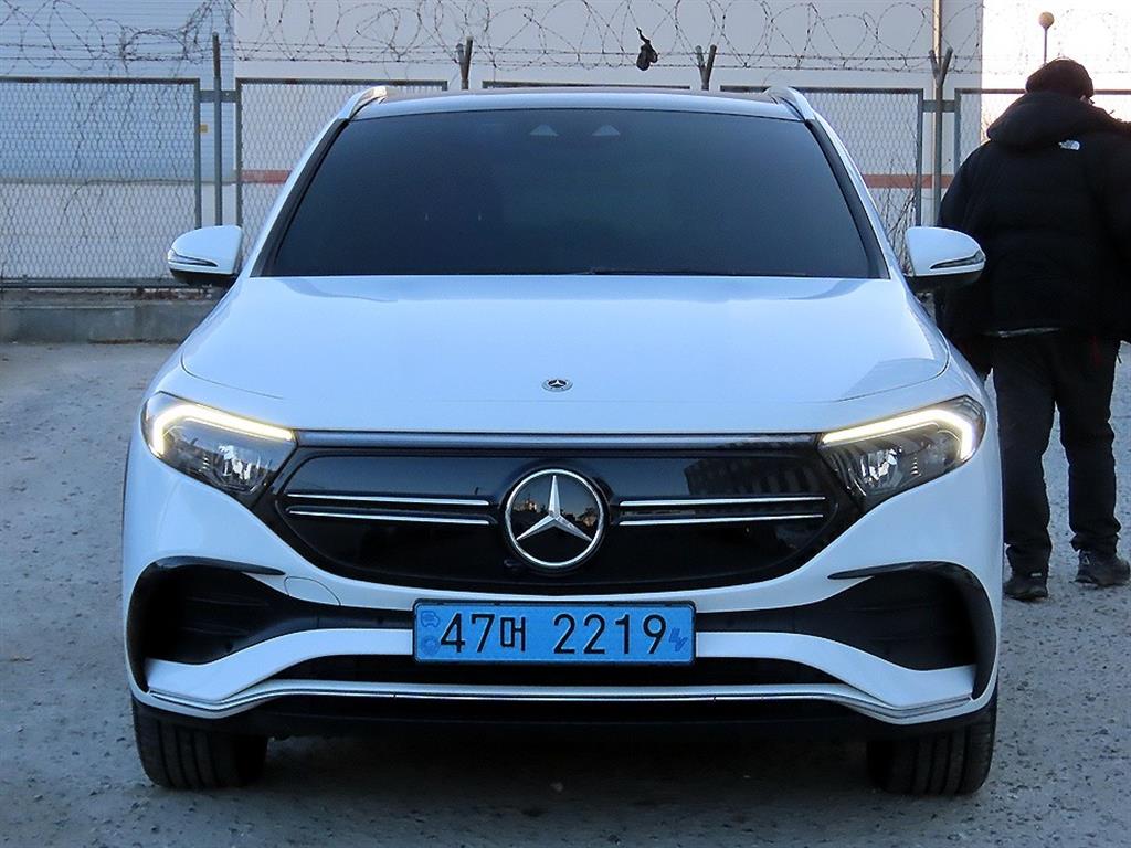 벤츠 EQA 250 AMG 라인 - 이미지 10