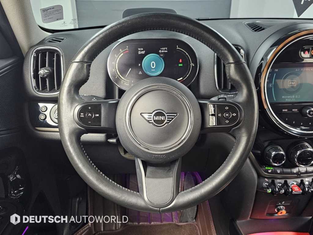 미니 컨트리맨(2세대) 1.5 T1 - 이미지 9