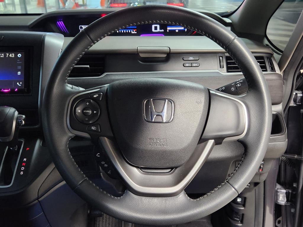 혼다 프리드 1.5 - 이미지 3