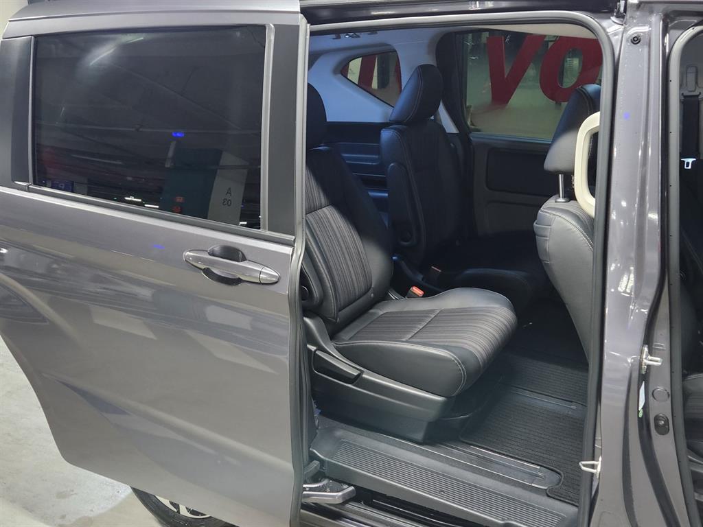 혼다 프리드 1.5 - 이미지 9