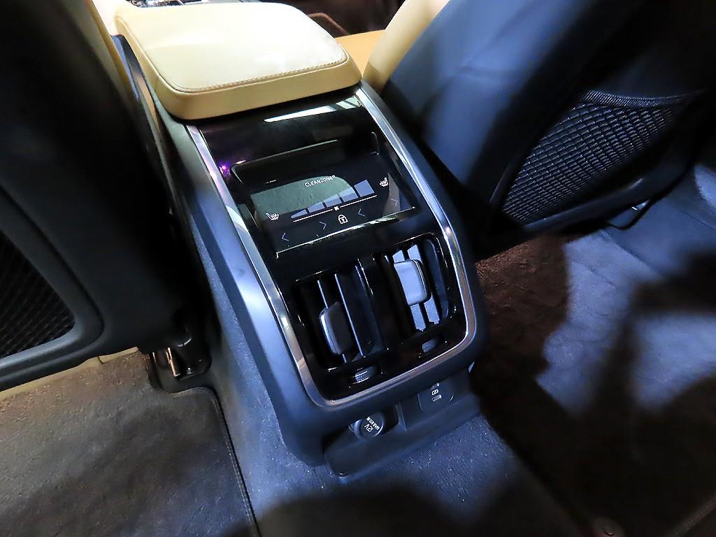 볼보 더 뉴 S90 B6 AWD 인스크립션 - 이미지 10