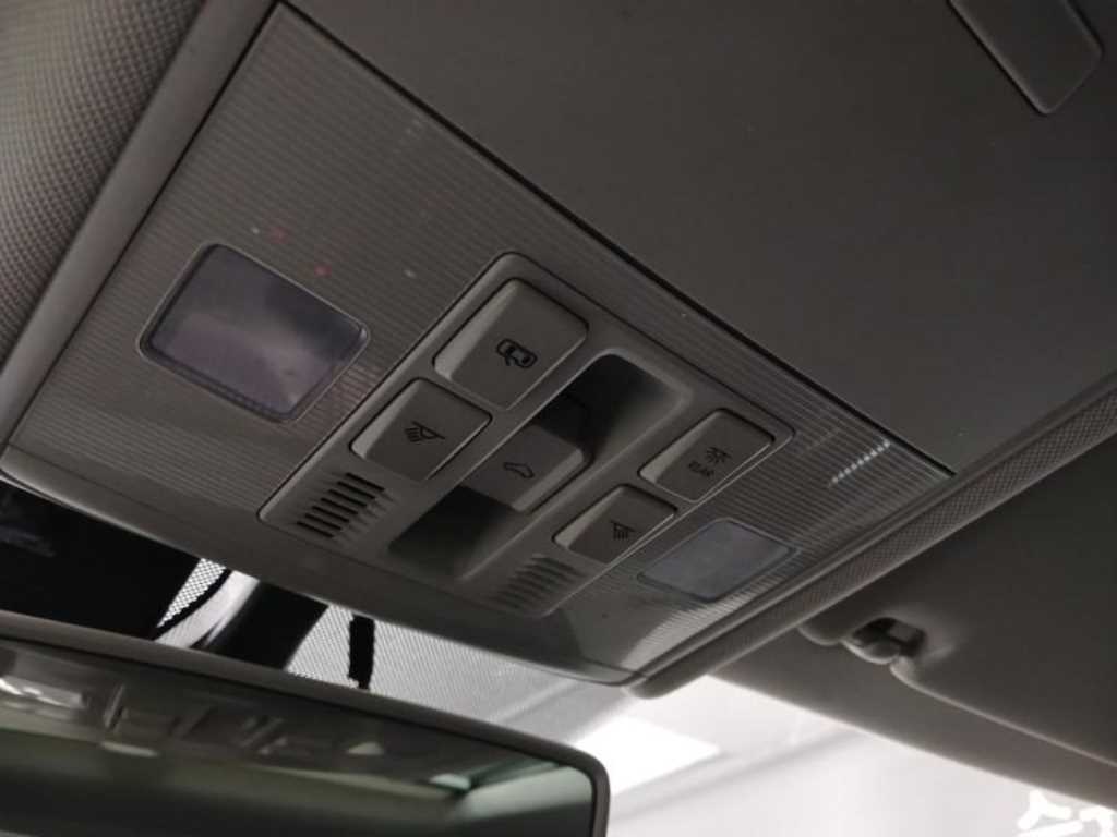 폭스바겐 제타(7세대) 1.4 TSI 프레스티지 - 이미지 5