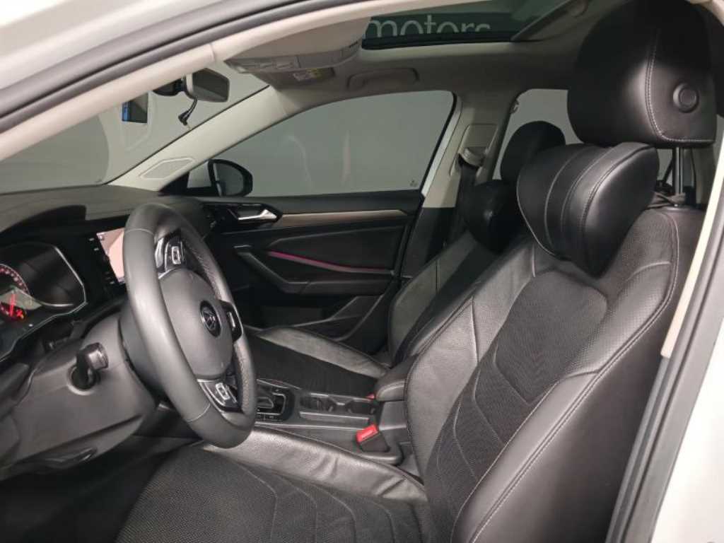 폭스바겐 제타(7세대) 1.4 TSI 프레스티지 - 이미지 11