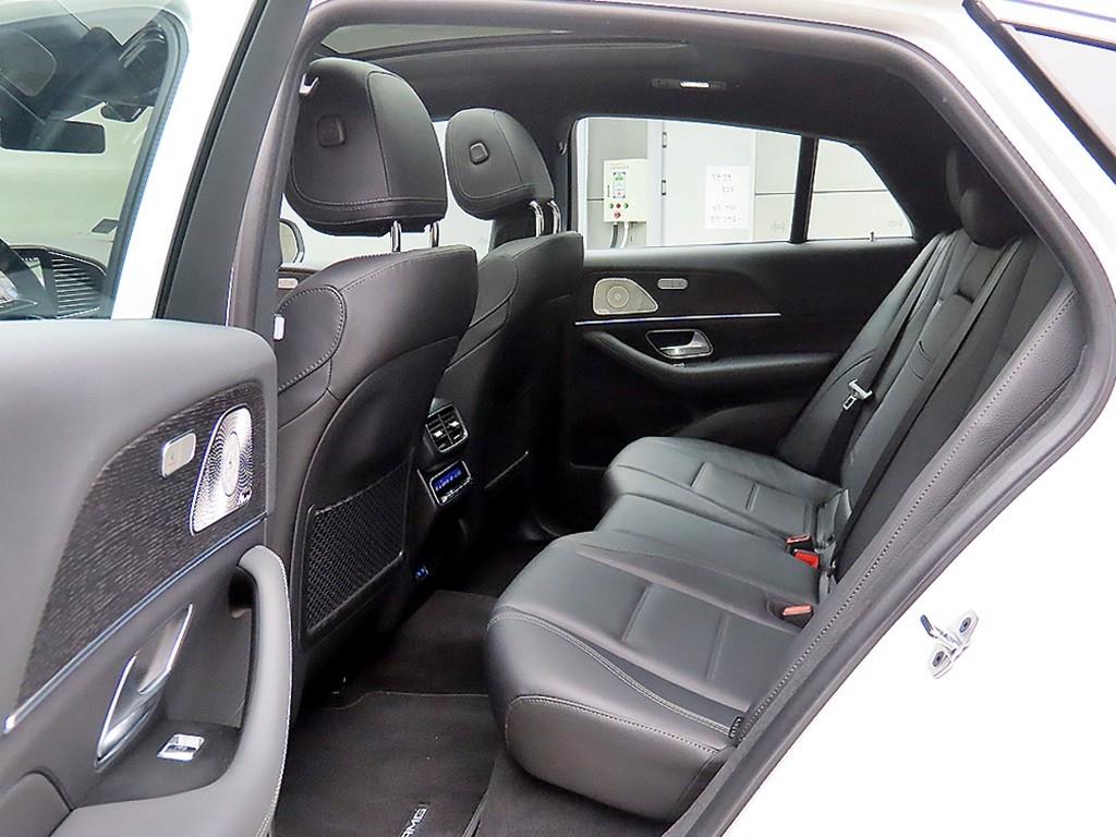 벤츠 GLE클래스(4세대) GLE 450 4매틱 쿠페 - 이미지 10