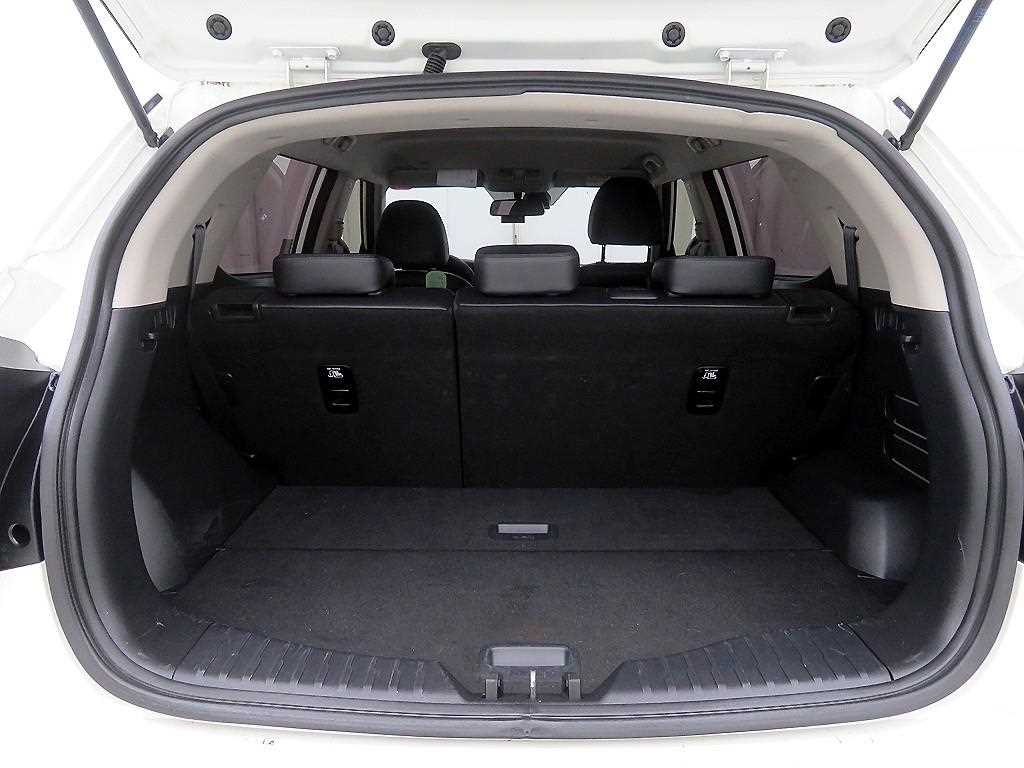 KG모빌리티(쌍용) 베리 뉴 티볼리 1.5 가솔린 2WD V3 - 이미지 11