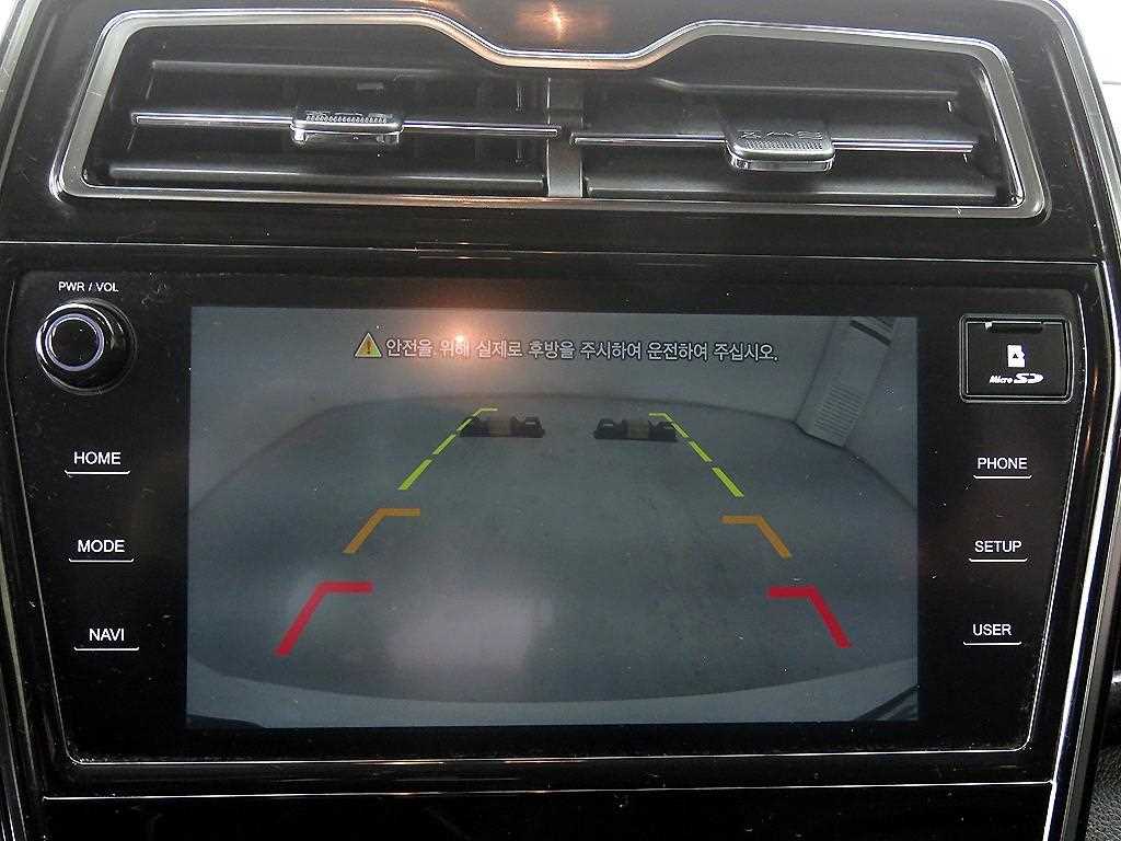 KG모빌리티(쌍용) 베리 뉴 티볼리 1.5 가솔린 2WD V3 - 이미지 7