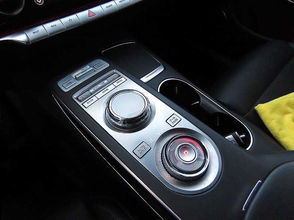 제네시스 GV70 2.5T AWD 기본형 - 이미지 10