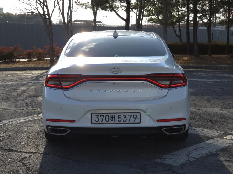 현대 그랜저IG 3.0 LPi 렌터카 익스클루시브 - 이미지 17