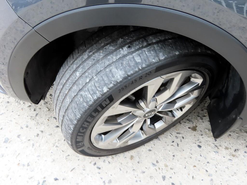 기아 신형쏘렌토(MQ4) 2.2 디젤 2WD 시그니처