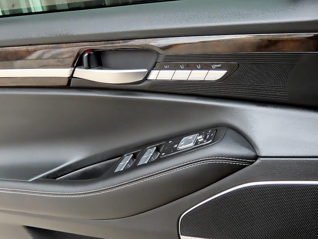 제네시스 G90 3.8 AWD 프리미엄 럭셔리 - 이미지 11