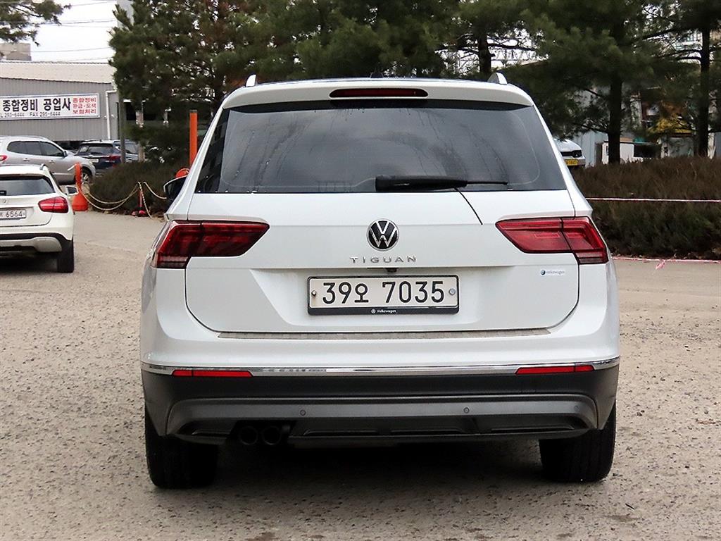 폭스바겐 티구안(2세대) 2.0 TDI 프레스티지 - 이미지 19